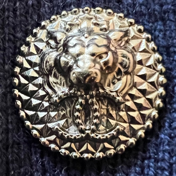 CHANEL Vintage Oversized Cardigan EUC - Picture 3 of 16